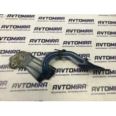 Петля капота правая Ford Focus 3 2011-2017 BM51A16800AD